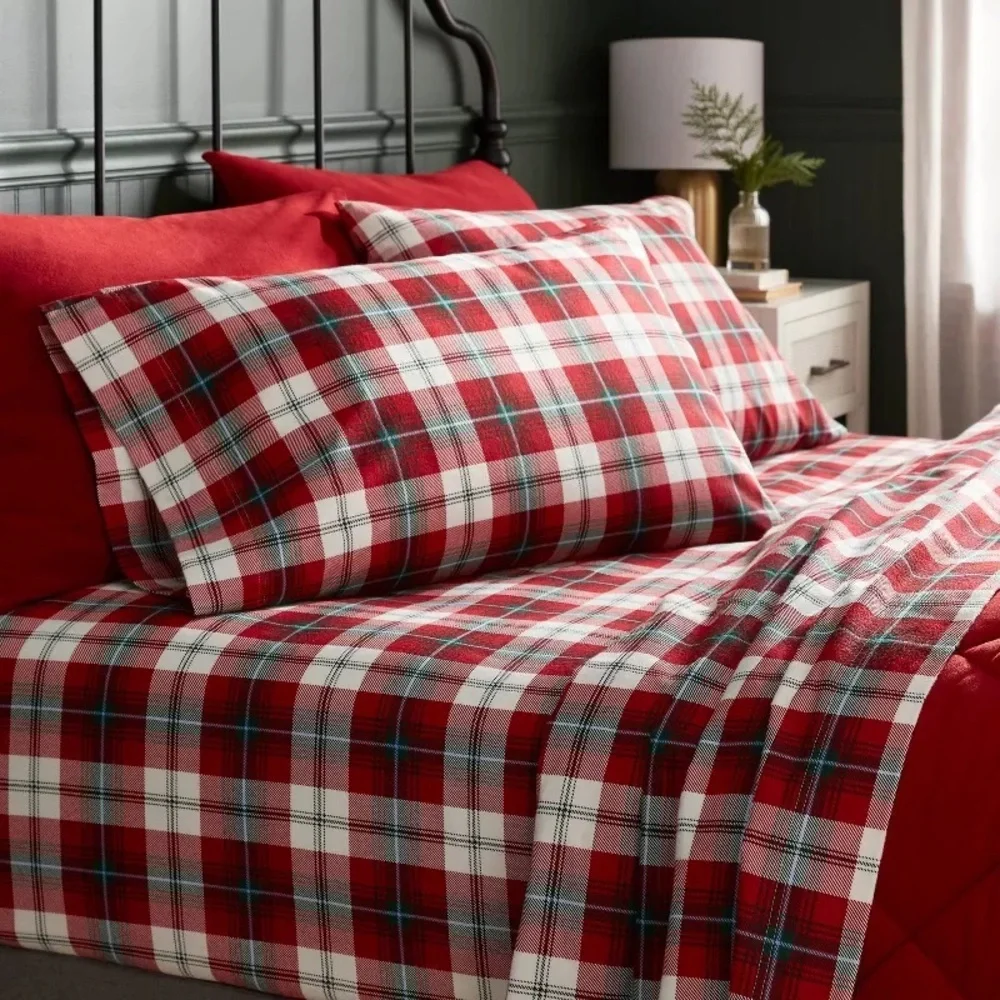 Queen 400 Thread Count Performance Holiday Sheet Set Green/Red Plaid - Threshold
